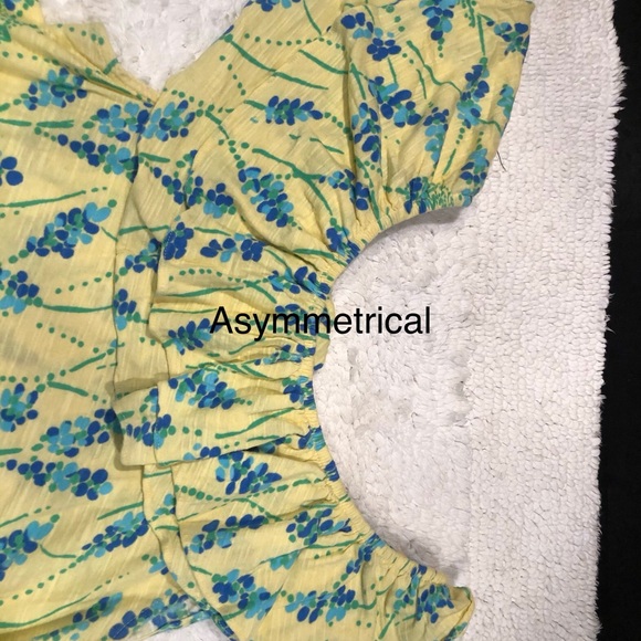 Lilly Pulitzer Ruffled Top - Picture 3 of 3